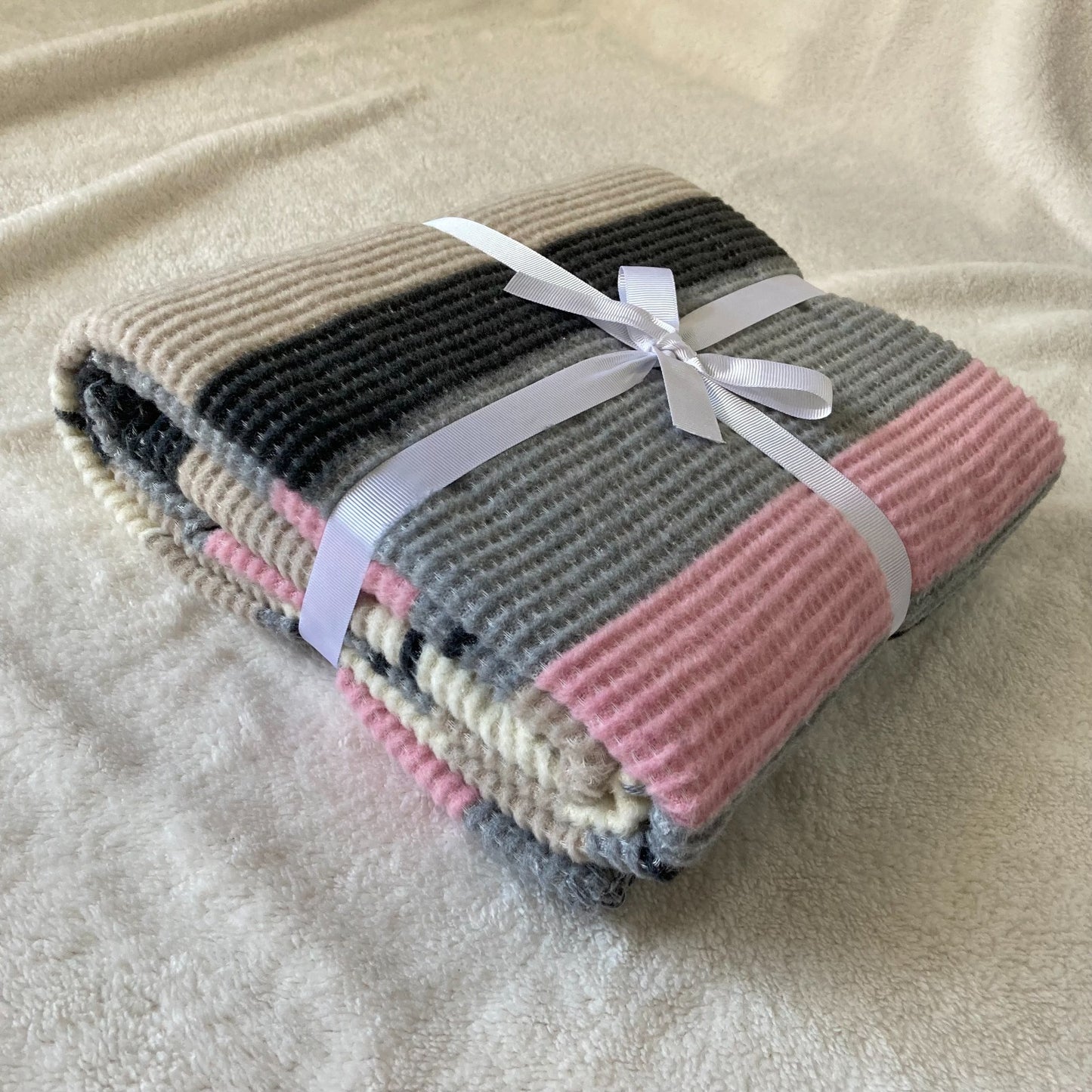 Soft elegance blanket - Size 130X170 CM - Barcode 4860122510445