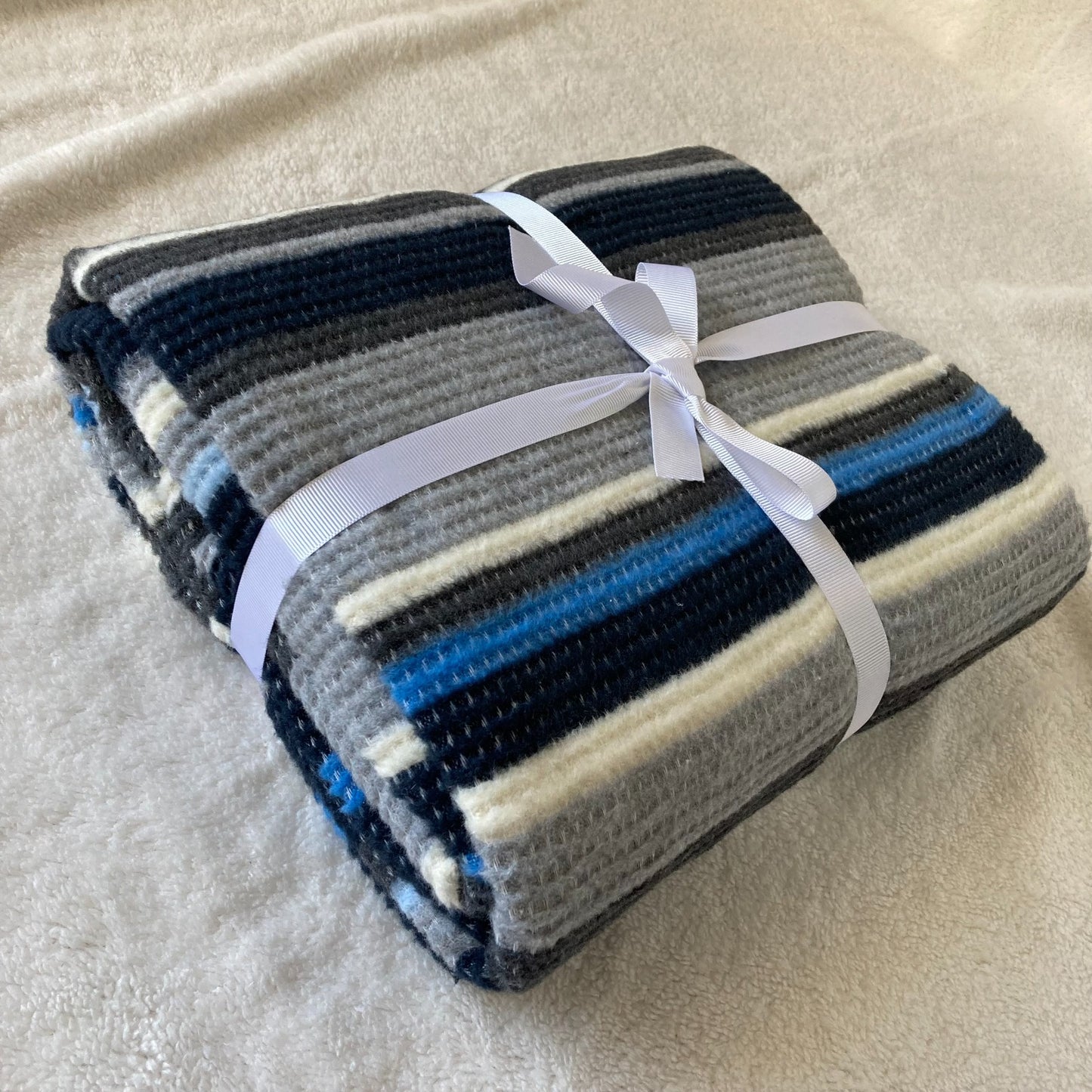 Soft elegance blanket - Size 130X170 CM - Barcode 4860122510445