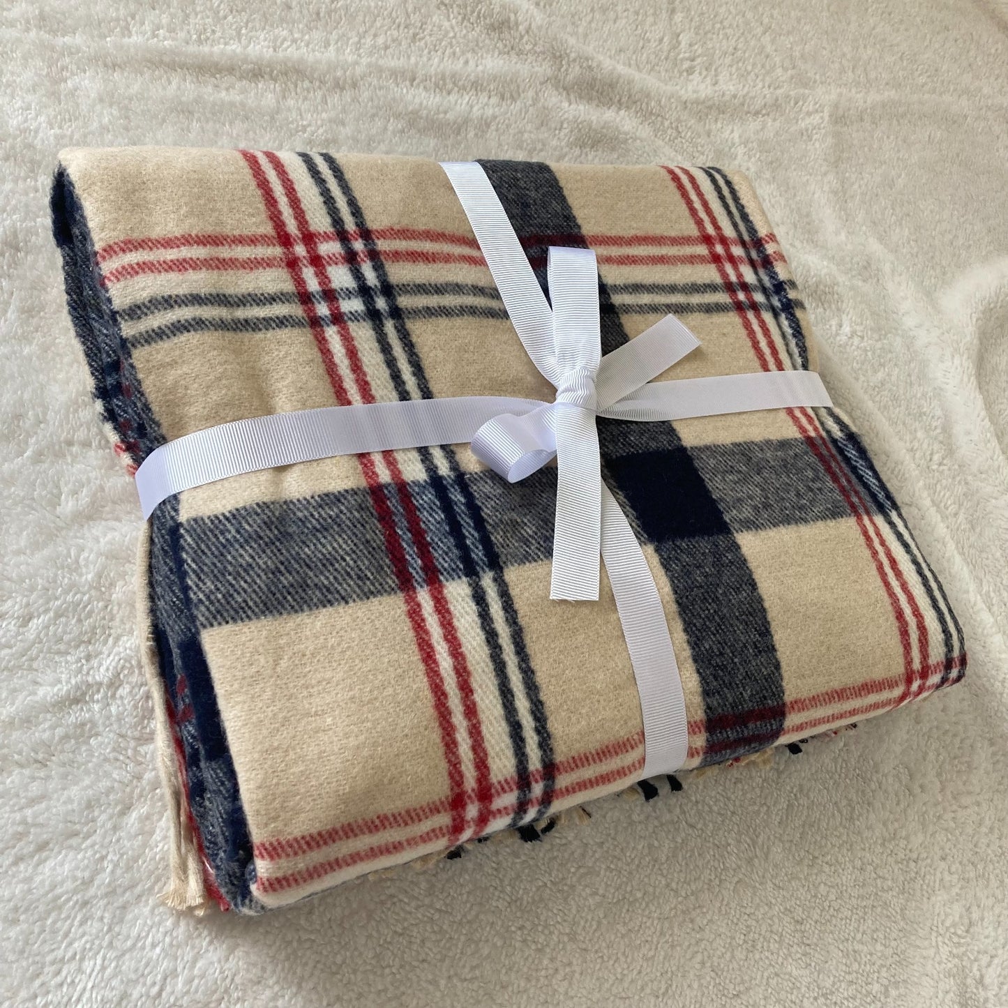 Ultra soft elegance blanket - Size 130X180 CM - Barcode 4860122510452