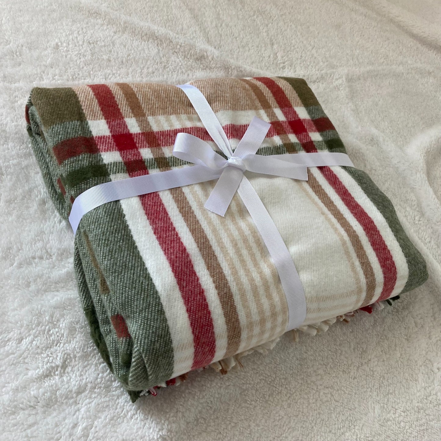 Ultra soft elegance blanket - Size 130X180 CM - Barcode 4860122510452