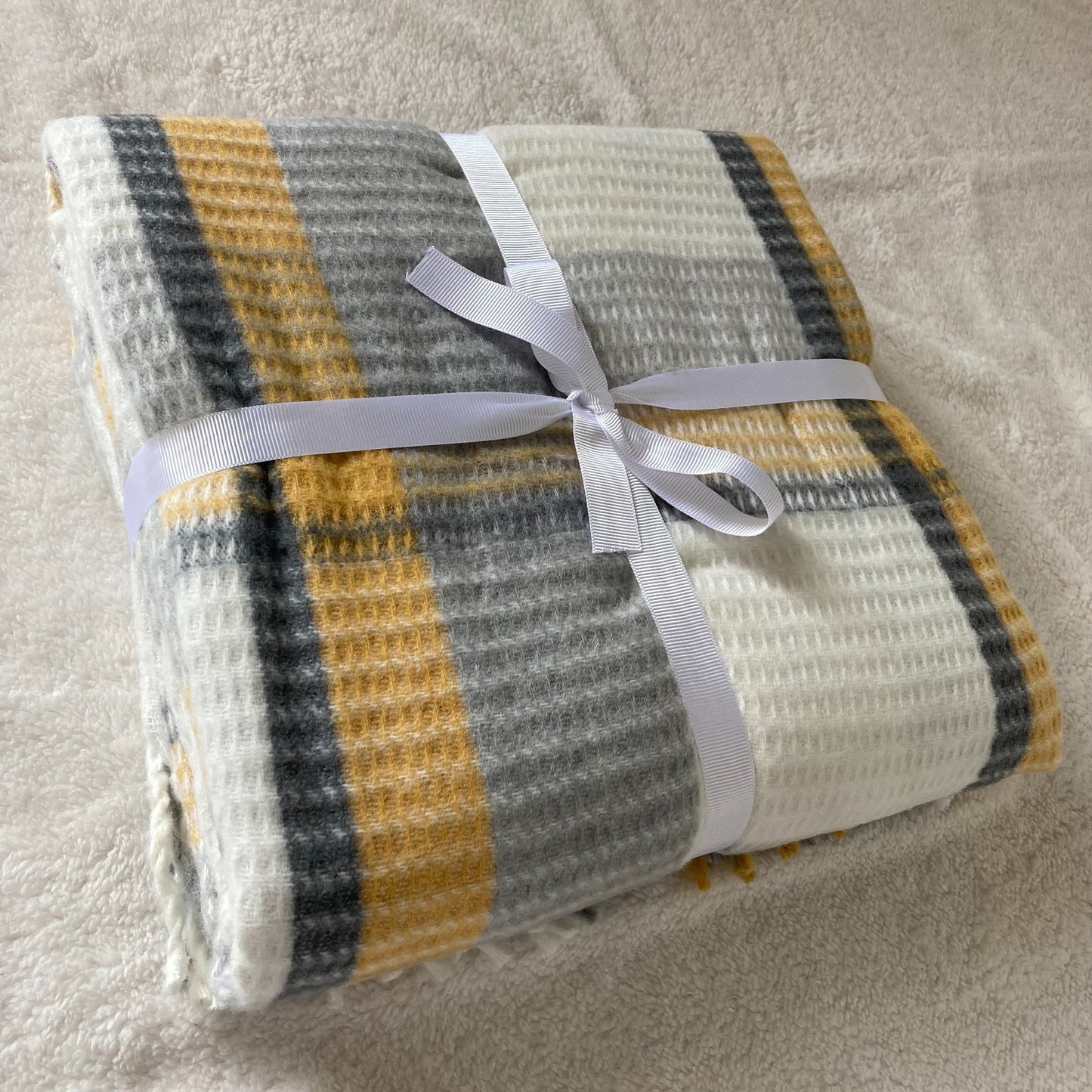 Ultra soft elegance blanket - Size 130X180 CM - Barcode 4860122510452