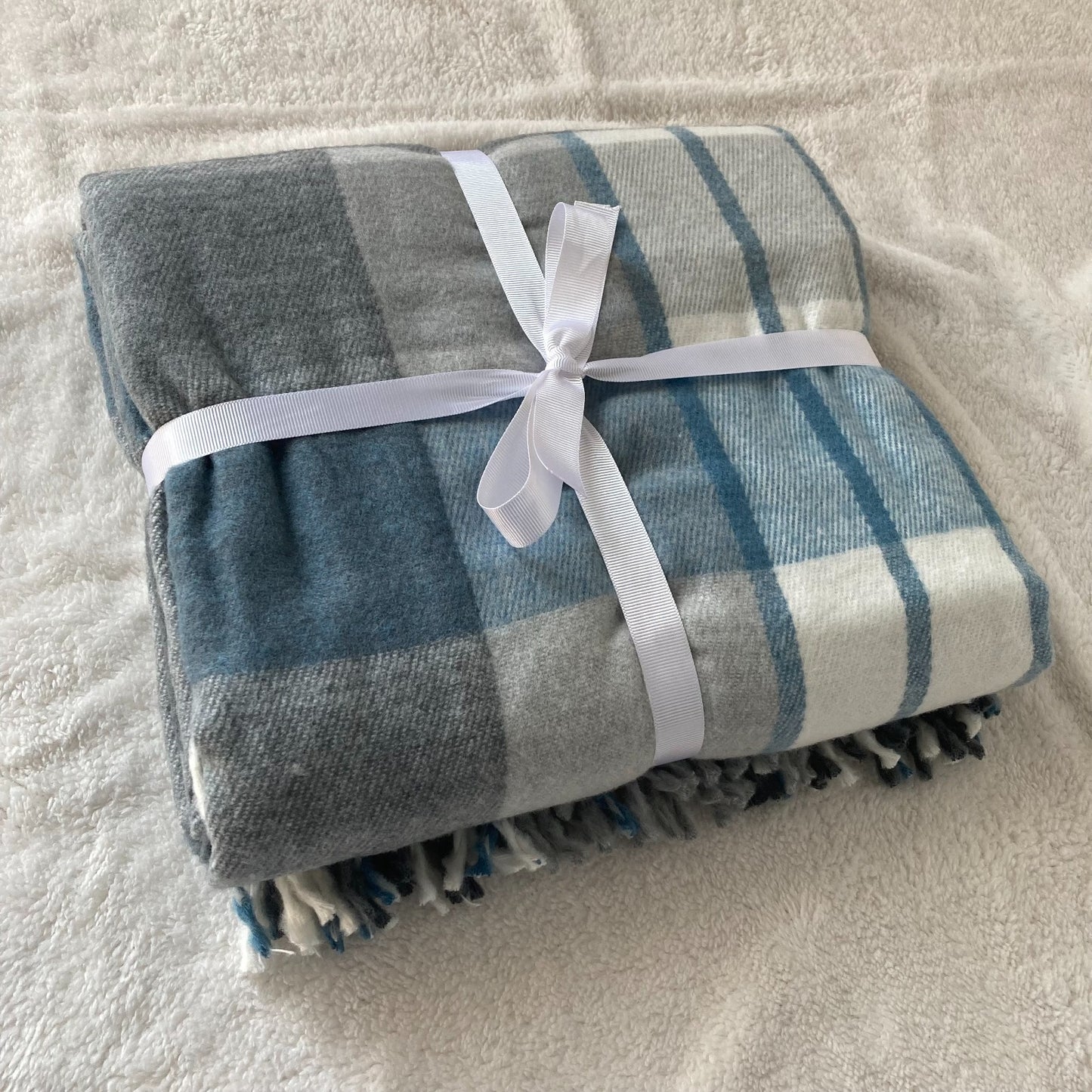 Ultra soft elegance blanket - Size 130X180 CM - Barcode 4860122510452