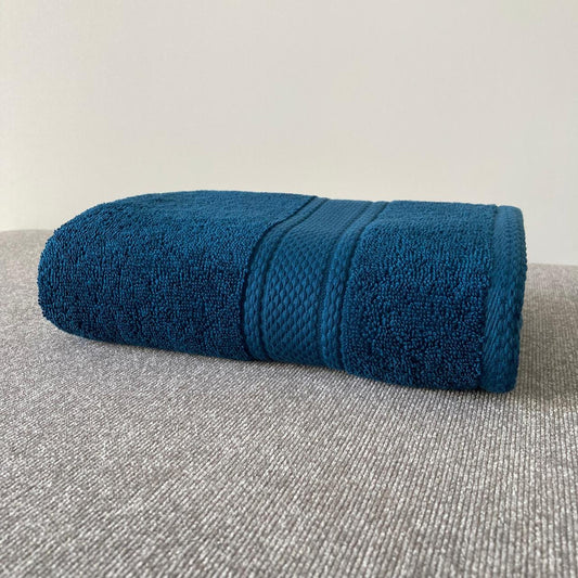 Face towel 100% cotton - Double stitching - 500 GSM - Size 50x90 CM - Barcode 4860122510407